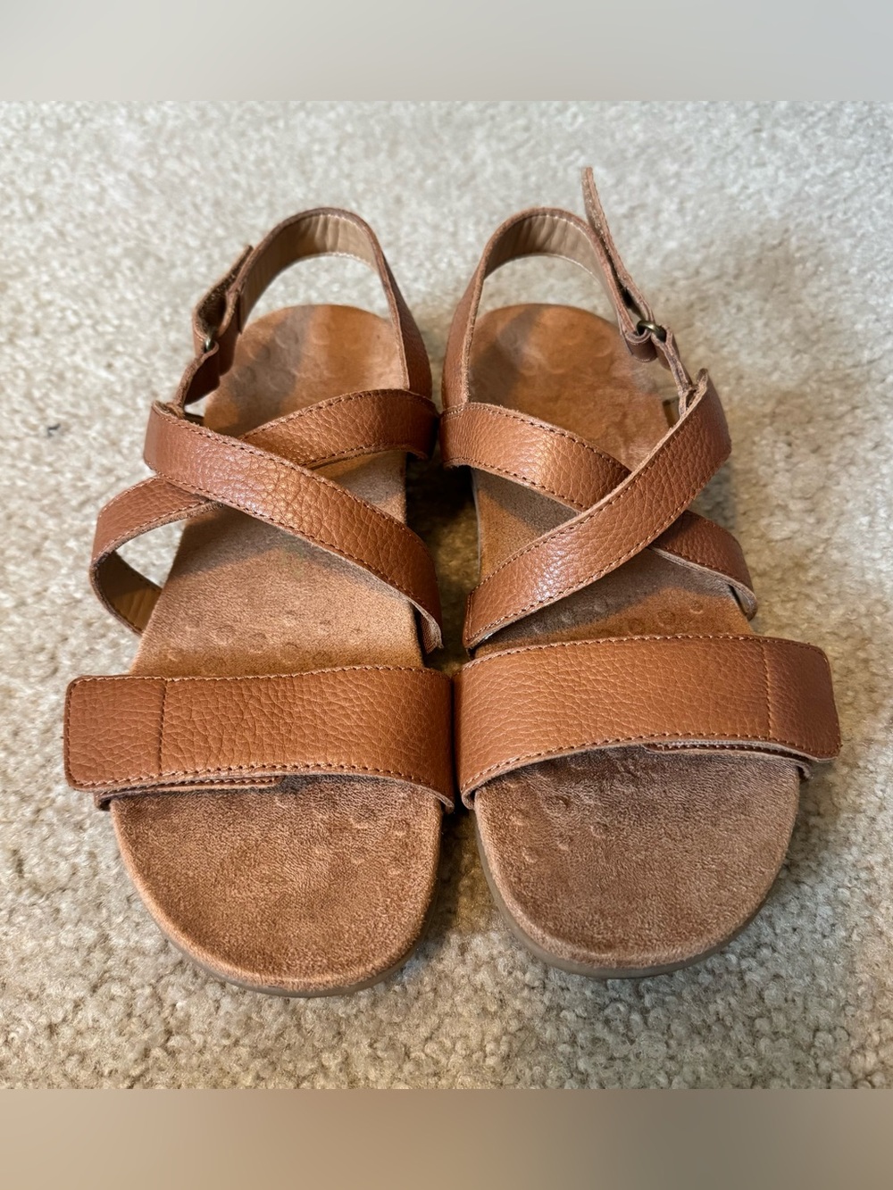 Vionic Raya Leather Sandals - tan  - size 8